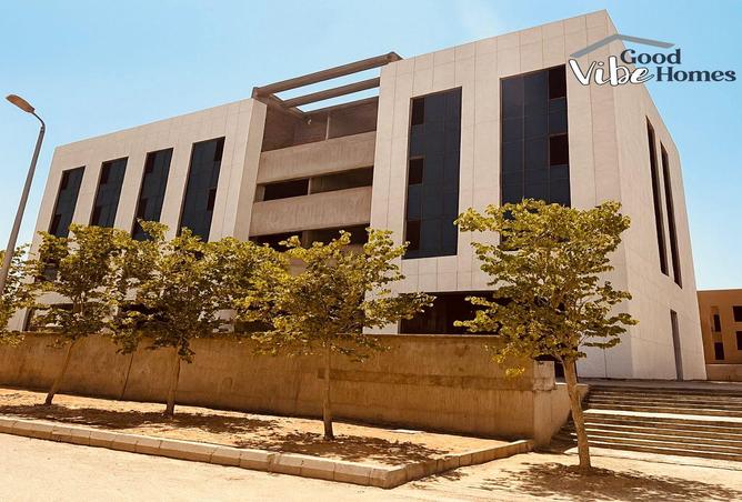 7966426 - الصورة الرئيسية للعقار