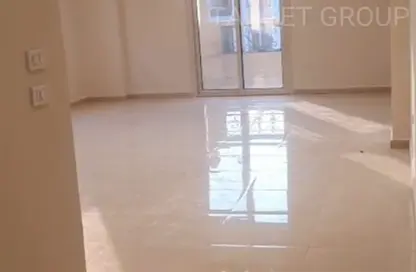 شقة - 3 غرف نوم - 2 حمامات للايجار في اللوتس الشمالي - حى اللوتس - مدينة القاهرة الجديدة - القاهرة