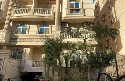 Apartment - 2 Bedrooms - 2 Bathrooms for rent in El Narges Buildings - Al Narges - New Cairo City - Cairo
