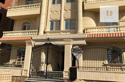 Apartment - 2 Bedrooms - 2 Bathrooms for sale in Al Andalus Buildings - Al Andalus District - New Cairo City - Cairo