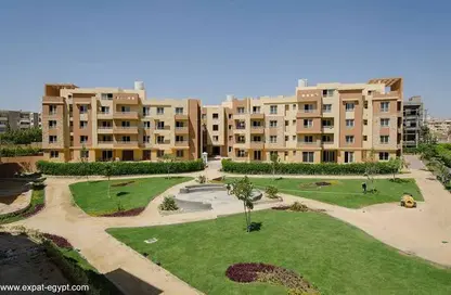 Apartment - 3 Bedrooms - 3 Bathrooms for sale in Green 3 - 2nd District - Sheikh Zayed City - Giza