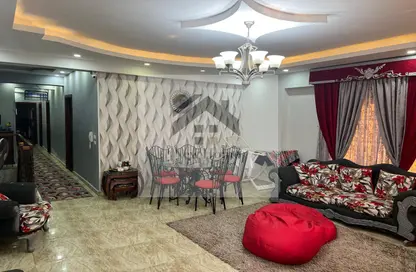 دوبلكس - 5 غرف نوم - 4 حمامات للبيع في حى جنوب الاكايمية - مدينة القاهرة الجديدة - القاهرة