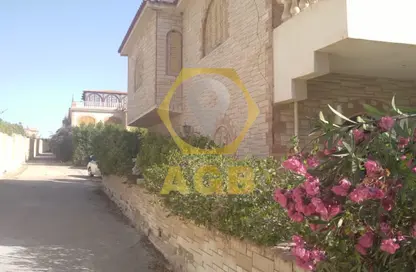 منزل مزدوج - 3 غرف نوم - 3 حمامات للبيع في هليو بيتش - قسم برج العرب - الساحل الشمالي