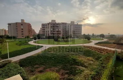 شقة - 3 غرف نوم - 2 حمامات للايجار في مدينة وصال - كمبوندات الشروق - مدينة الشروق - القاهرة