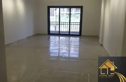 شقة - 3 غرف نوم - 3 حمامات للايجار في مون ريزيدنس - فيفث سكوير - التجمع الخامس - مدينة القاهرة الجديدة - القاهرة