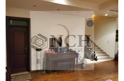 Villa - 3 Bedrooms - 4 Bathrooms for sale in Royal Maxim - 5th Settlement Compounds - The 5th Settlement - New Cairo City - Cairo