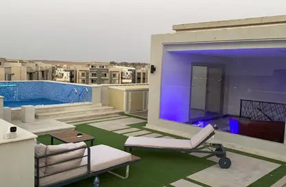 (بنتهاوس  (روف - 4 غرف نوم - 4 حمامات للبيع في جاليريا  مون فالى - المستثمرين الجنوبية - مدينة القاهرة الجديدة - القاهرة