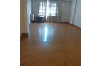 Apartment - 2 Bedrooms - 1 Bathroom for sale in Gamal Eldin Kassem St. - 8th Zone - Nasr City - Cairo Apartment - 2 Bedrooms - 1 Bathroom for sale in Gamal Eldin Kassem St. - 8th Zone - Nasr City - Cairo