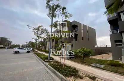 Duplex - 3 Bedrooms - 3 Bathrooms for sale in Etapa - Sheikh Zayed Compounds - Sheikh Zayed City - Giza