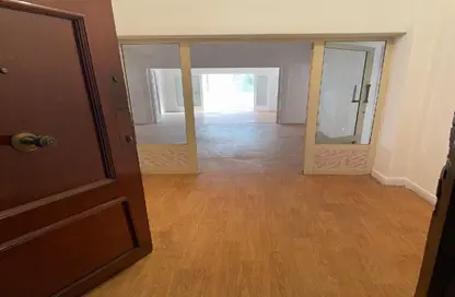 Apartment - 2 Bedrooms - 2 Bathrooms for sale in Nile Corniche St. - Garden City - Cairo