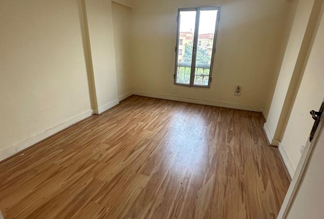 8064530 - Property Image 2