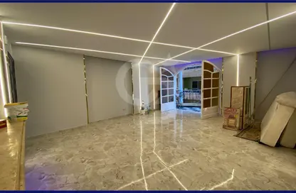 Apartment - 2 Bedrooms - 1 Bathroom for sale in Mogamaa Miami St. - Miami - Hay Awal El Montazah - Alexandria