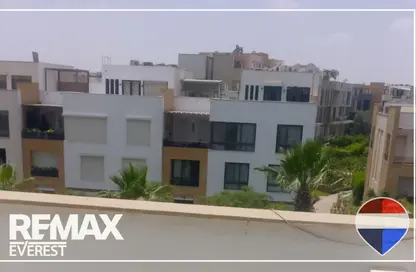 تاون هاوس - 4 غرف نوم - 5 حمامات للايجار في 6 ويست - بيفرلي هيلز - كمبوندات الشيخ زايد - الشيخ زايد - الجيزة