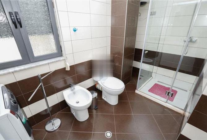 7909563 - Property Image 3
