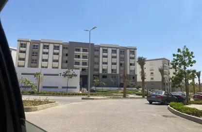 Apartment - 3 Bedrooms - 3 Bathrooms for sale in Hyde Park - 5th Settlement Compounds - The 5th Settlement - New Cairo City - Cairo
