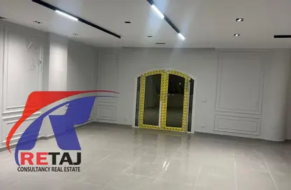 Apartment - 3 Bedrooms - 2 Bathrooms for rent in Mostafa Kamel Axis - The 1st Settlement - New Cairo City - Cairo