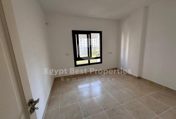 8413812 - Property Image 2