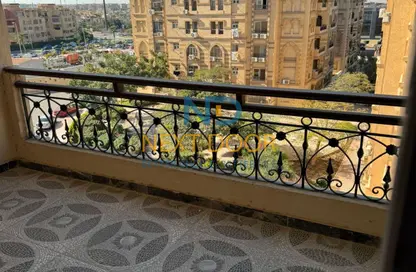 Apartment - 3 Bedrooms - 2 Bathrooms for rent in Hayati Residence - North Investors Area - New Cairo City - Cairo
