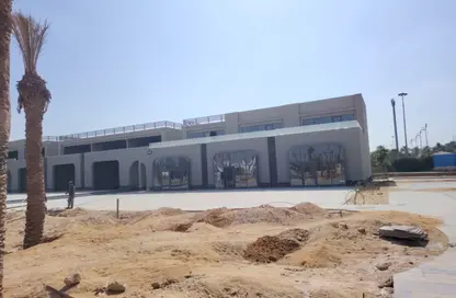 محل - استوديو - 2 حمامات للايجار في دريم لاند - طريق الواحات - مدينة 6 أكتوبر - الجيزة