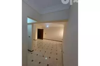 Apartment - 3 Bedrooms - 2 Bathrooms for sale in Al Gomhoria Street - Al Mansoura - Al Daqahlya