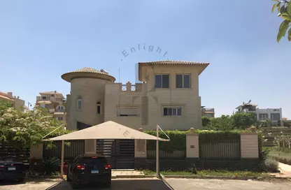 Villa - 6 Bedrooms - 7 Bathrooms for sale in Royal City - Sheikh Zayed Compounds - Sheikh Zayed City - Giza