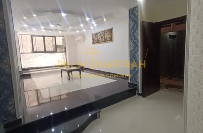 شقة - 2 غرف نوم - 1 حمام للايجار في شارع نبيل منصور - بولكلي - حي شرق - الاسكندرية