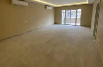 شقة - 2 غرف نوم - 3 حمامات للايجار في أكتوبر بلازا - كمبوندات 6 أكتوبر - مدينة 6 أكتوبر - الجيزة