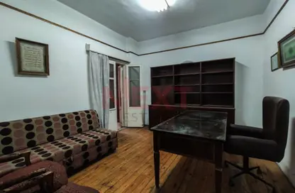 شقة - 3 غرف نوم - 2 حمامات للبيع في بولكلي - حي شرق - الاسكندرية