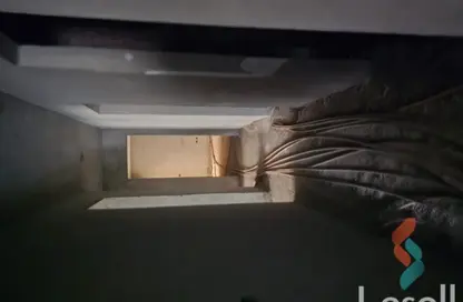 Apartment - 3 Bedrooms - 2 Bathrooms for sale in Tijan - Zahraa El Maadi - Hay El Maadi - Cairo
