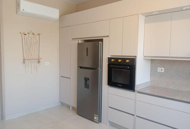 8129350 - Property Image 2