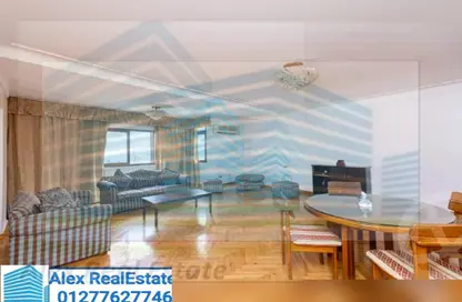 شقة - 2 غرف نوم - 1 حمام للايجار في شارع كفر عبده - كفر عبده - رشدي - حي شرق - الاسكندرية