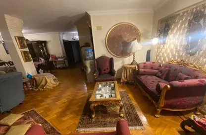 Apartment - 3 Bedrooms - 2 Bathrooms for sale in Mohamed Tawfik Diab St. - 6th Zone - Nasr City - Cairo
