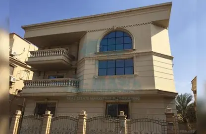 فيلا - 8 غرف نوم - 8 حمامات للبيع في شارع الشويفات - الحي الاول - التجمع الخامس - مدينة القاهرة الجديدة - القاهرة