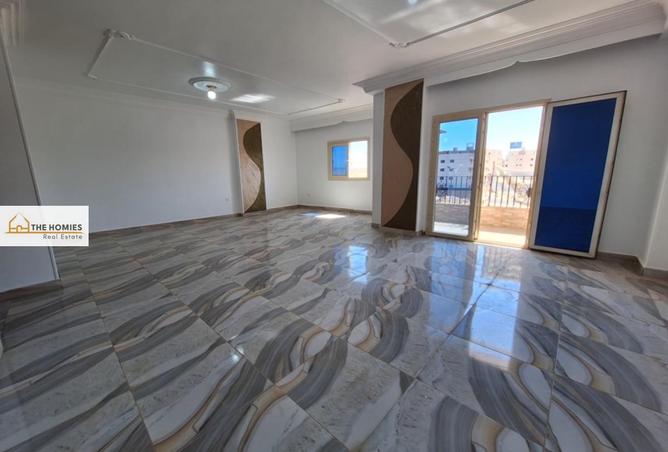 8324362 - Property Image 3