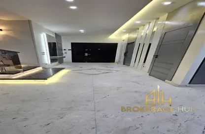 Villa - 5 Bedrooms - 5 Bathrooms for rent in The Residences - Hyde Park - New Cairo City - Cairo