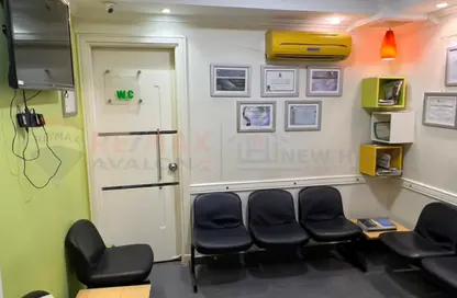 مساحات مكتبية - استوديو - 1 حمام للبيع في بولكلي - حي شرق - الاسكندرية