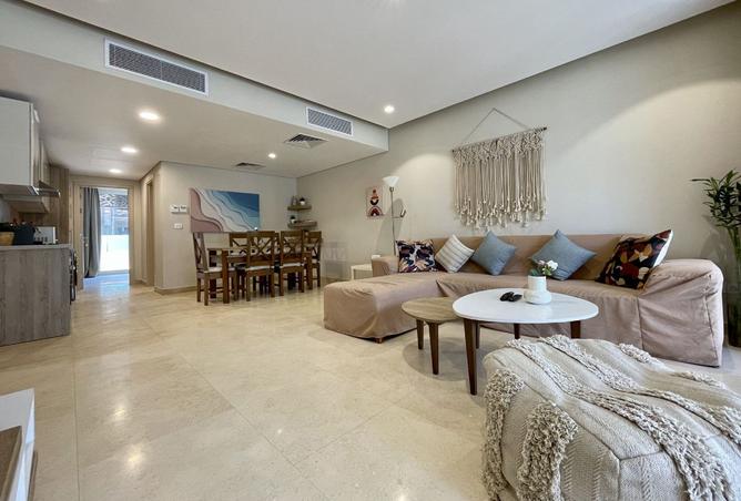 8043389 - Property Image 3