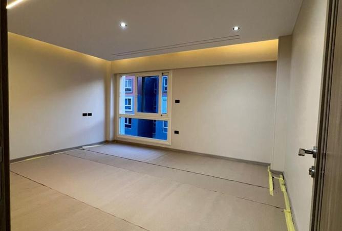 8422544 - Property Image 3