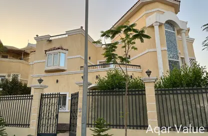 فيلا - 5 غرف نوم - 5 حمامات للبيع في الشروق سبرنجز - كمبوندات الشروق - مدينة الشروق - القاهرة