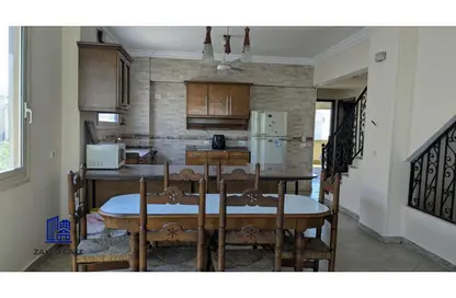 Townhouse - 6 Bedrooms - 4 Bathrooms for rent in 9th District - Sheikh Zayed City - Giza