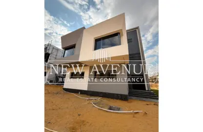 Villa - 4 Bedrooms - 5 Bathrooms for sale in Eastshire compound - 5th Settlement Compounds - The 5th Settlement - New Cairo City - Cairo