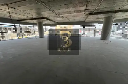 مساحات مكتبية - استوديو - 2 حمامات للايجار في شارع ال ٩٠ الجنوبي - شارع التسعين الجنوبي - التجمع الخامس - مدينة القاهرة الجديدة - القاهرة