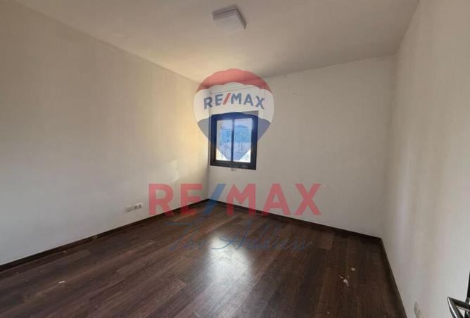 8555966 - Property Image 3