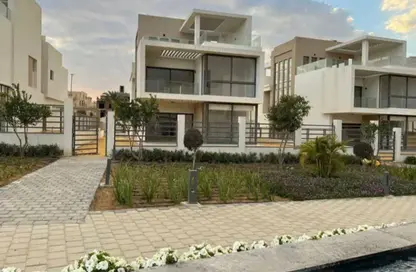 Townhouse - 3 Bedrooms - 4 Bathrooms for sale in New Cairo Centre - North Teseen St. - The 5th Settlement - New Cairo City - Cairo