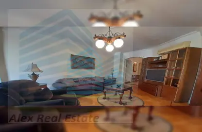 Apartment - 3 Bedrooms - 3 Bathrooms for rent in Khaleel Al Khayat Basha St. - Kafr Abdo - Roushdy - Hay Sharq - Alexandria