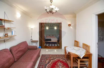 شقة - 3 غرف نوم - 1 حمام للايجار في طريق قناة السويس - الشاطبي - حي وسط - الاسكندرية