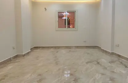 شقة - 2 غرف نوم - 2 حمامات للبيع في البوابة الثانية - احمس - حدائق الاهرام - الجيزة