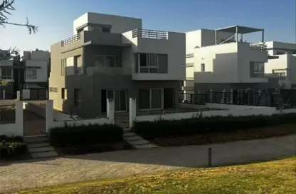 Villa - 6 Bedrooms - 5 Bathrooms for sale in Hyde Park - New Cairo City - Cairo