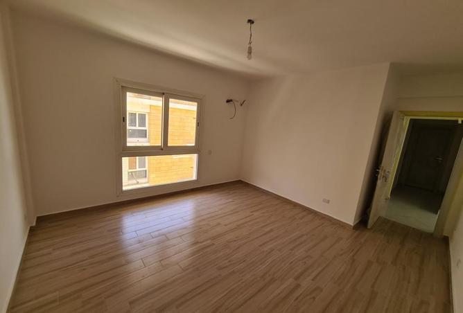 8323913 - Property Image 2