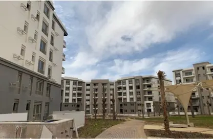 Apartment - 3 Bedrooms - 3 Bathrooms for sale in Hyde Park - 5th Settlement Compounds - The 5th Settlement - New Cairo City - Cairo